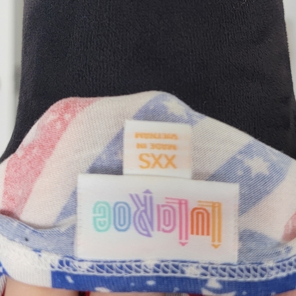 Lularoe Red, White & Blue American Flag Patriotic Americana Irma Tee Size XXS - Picture 6 of 8